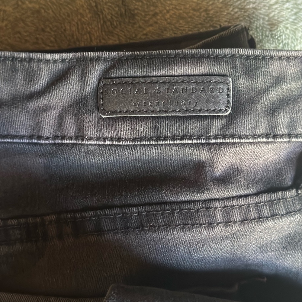 Social Standard by Sanctuary Black Camo jeans - Picture 4 of 6